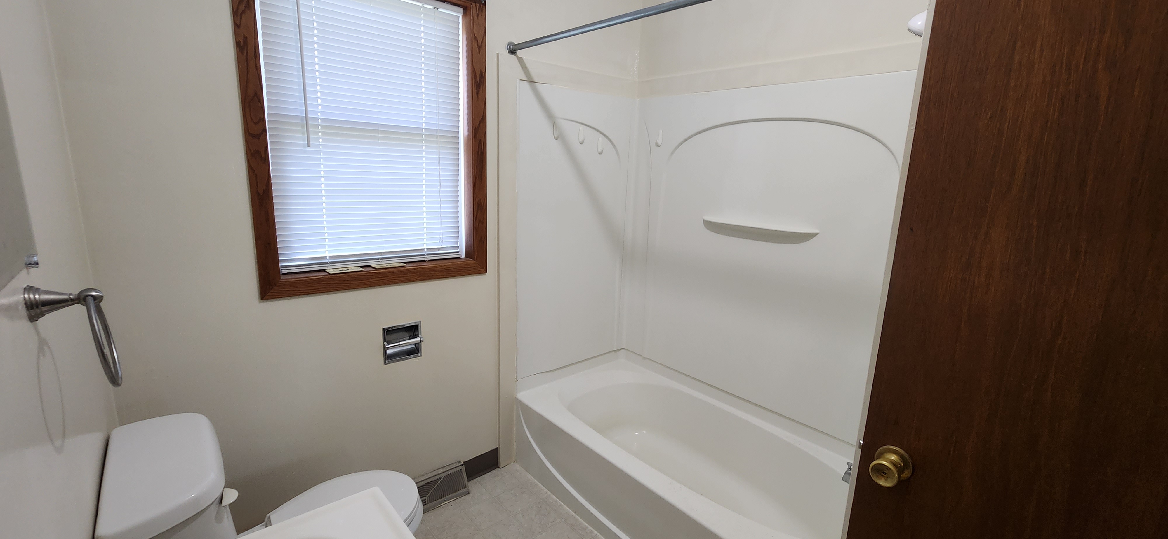 Duplex 1 203